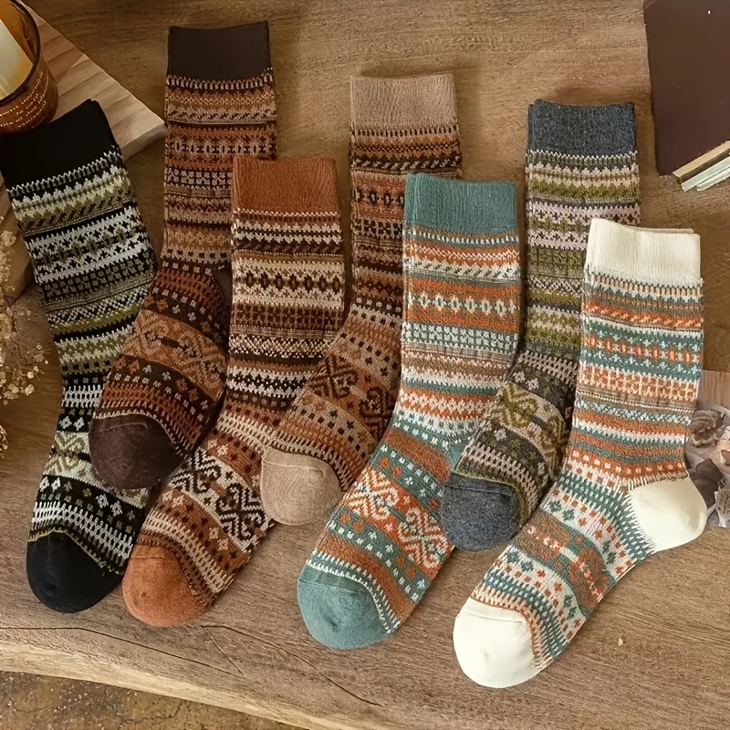 Retro 7-Color Mid-Calf Socks f - Winter Ethnic Fashion For Women avaliação e preço