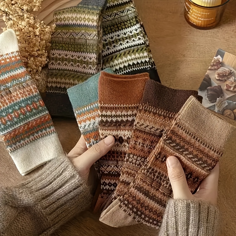 Retro 7-Color Mid-Calf Socks f - Winter Ethnic Fashion For Women avaliação e preço