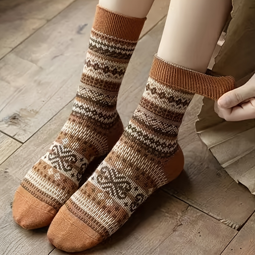 Retro 7-Color Mid-Calf Socks f - Winter Ethnic Fashion For Women avaliação e preço
