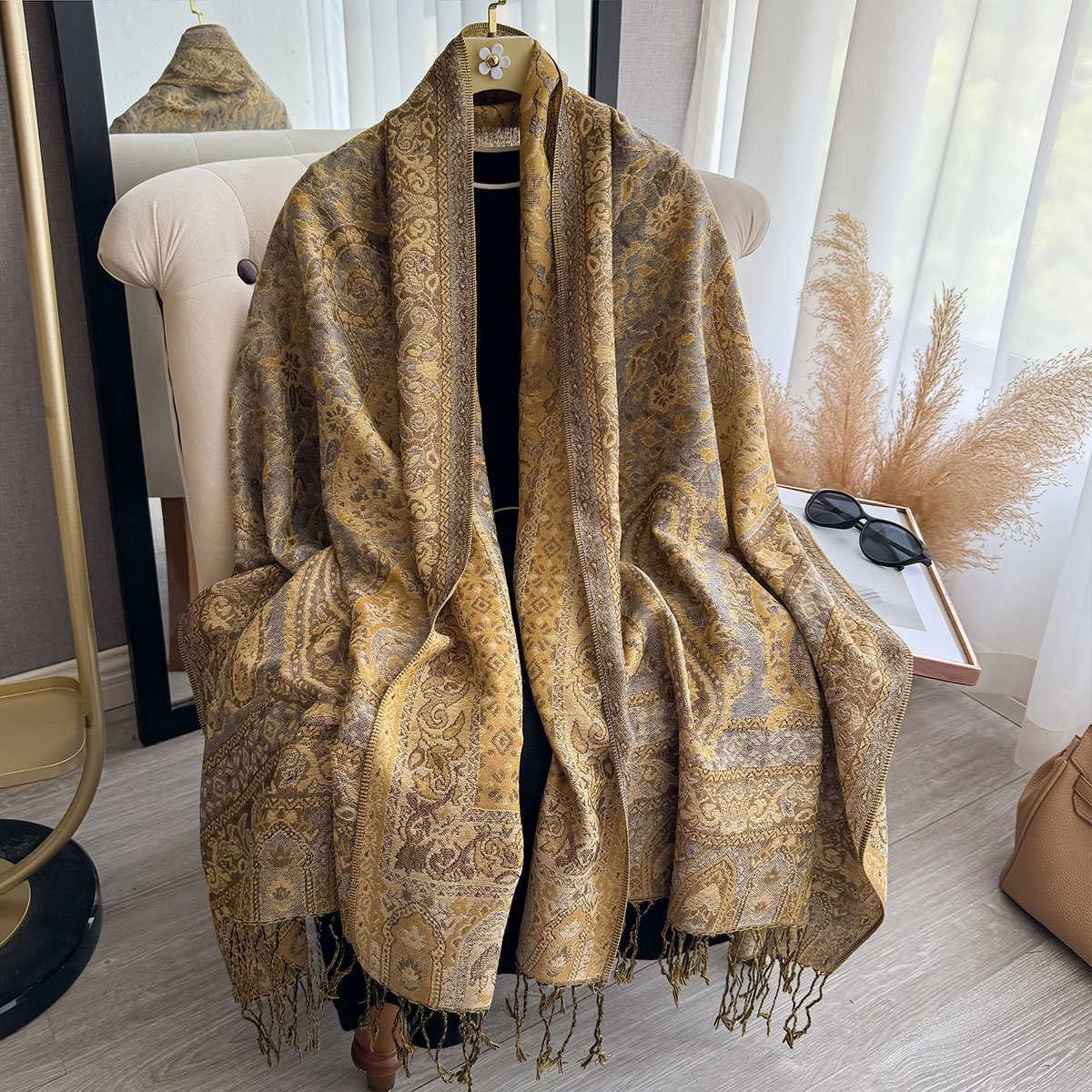 2025 Tassel Blanket Design Eth - Winter Ethnic Fashion For Women avaliação e preço