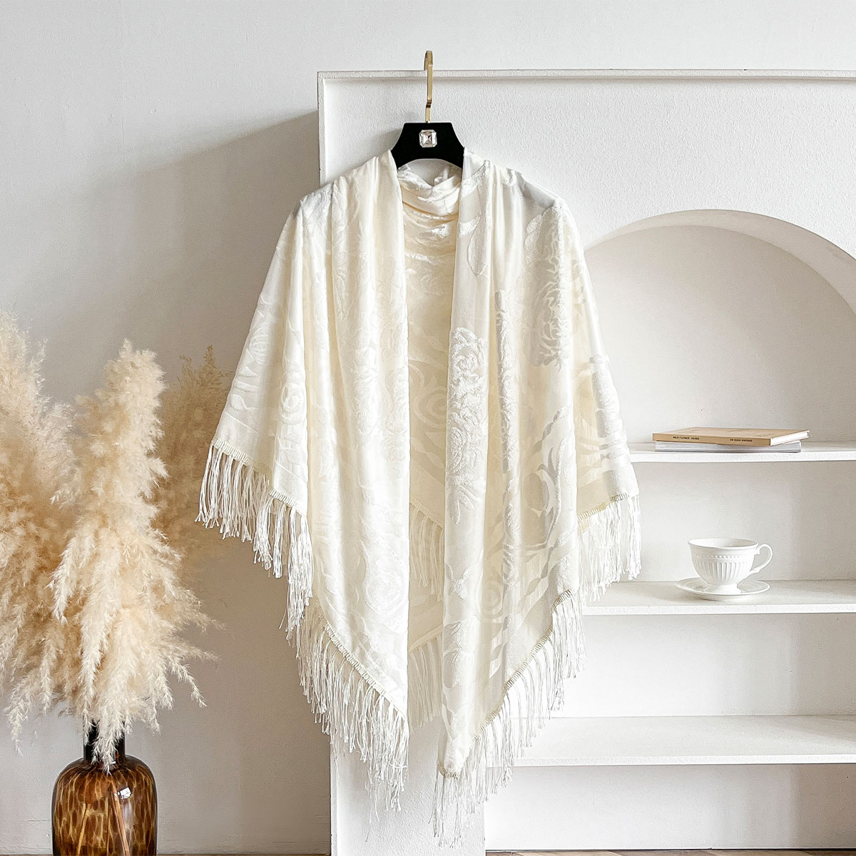 Retro Velvet Tassel Scarf Flor - Winter Ethnic Fashion For Women avaliação e preço